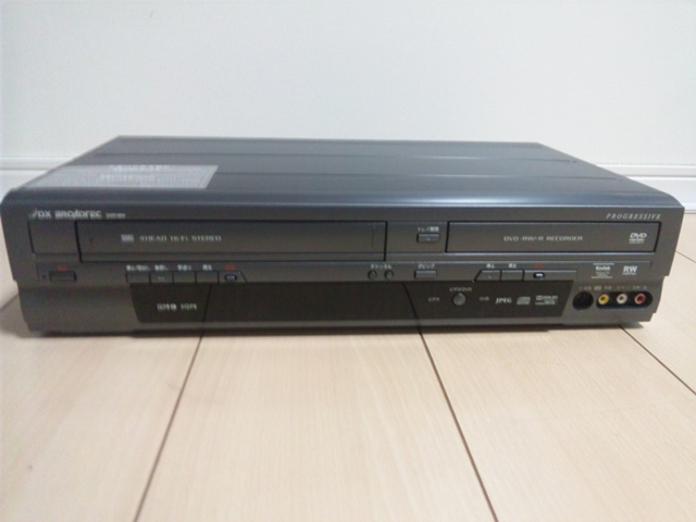 Vhs またはvhs C からbd またはdvd 作成 1 Vhsからdvdへのダビング Blue And Pure